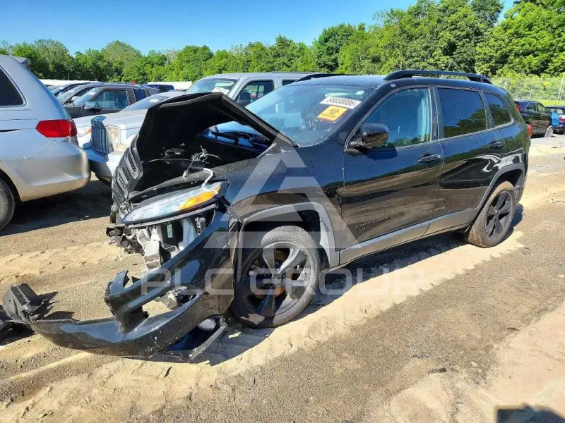 2018 Jeep CHEROKEE photo