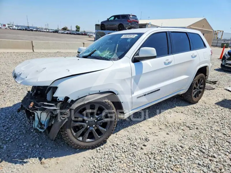 2018 Jeep CHEROKEE фото