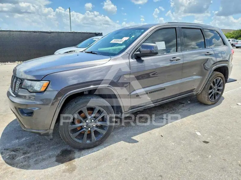 2018 Jeep CHEROKEE фото