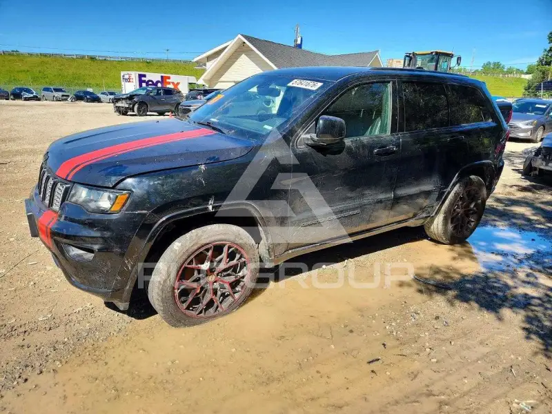 2018 Jeep CHEROKEE фото