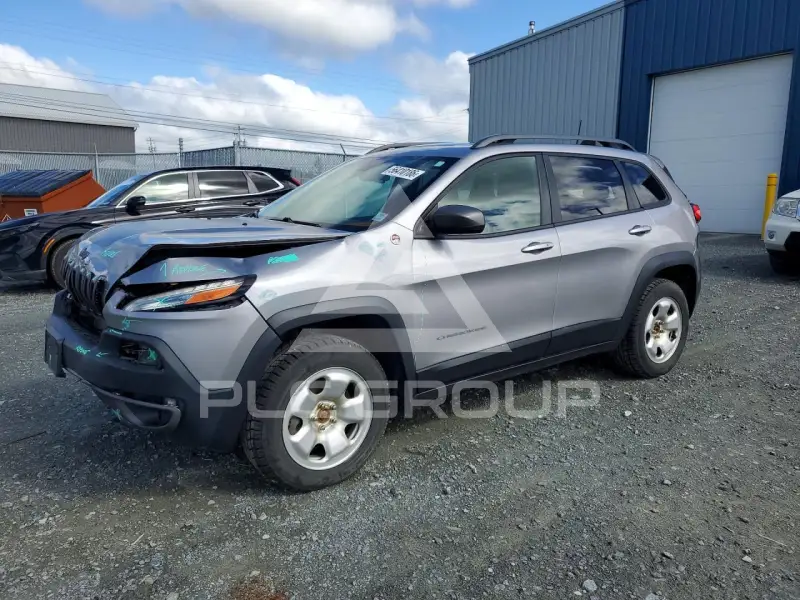 2018 Jeep CHEROKEE photo