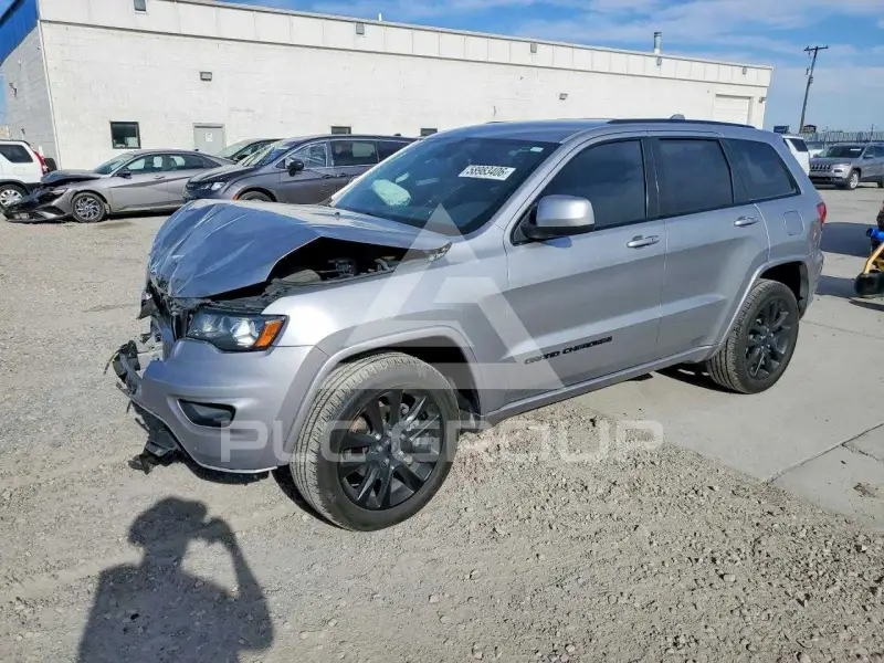 2018 Jeep CHEROKEE фото