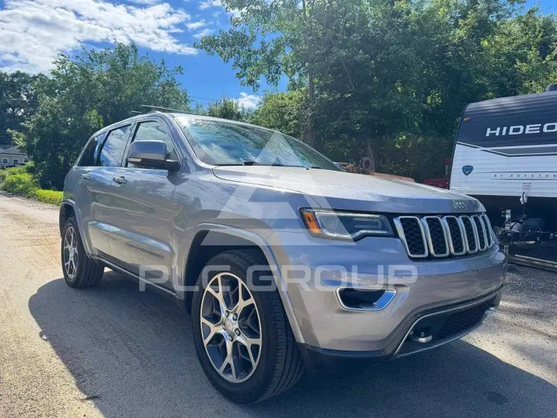 2018 Jeep CHEROKEE photo