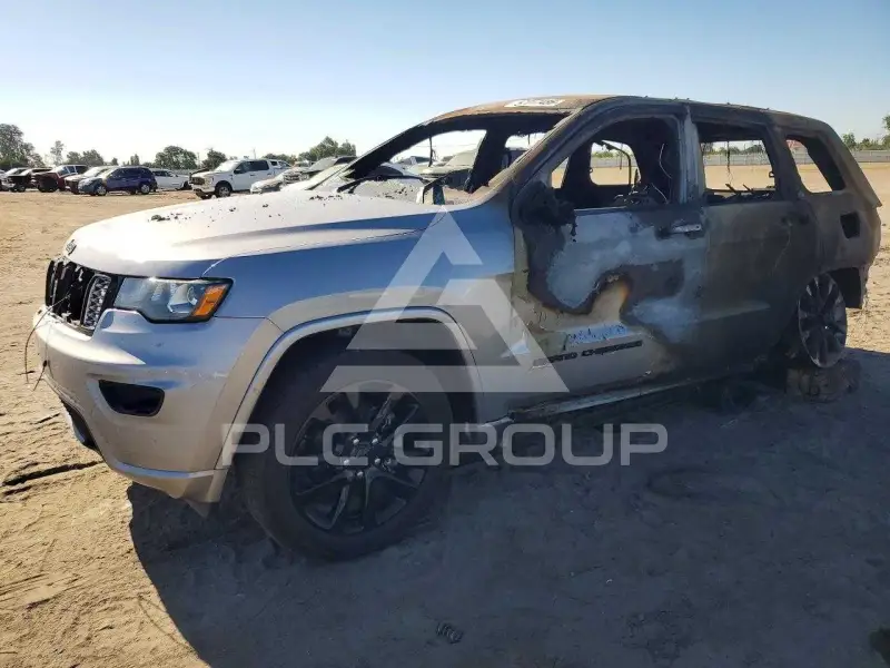 2018 Jeep CHEROKEE фото
