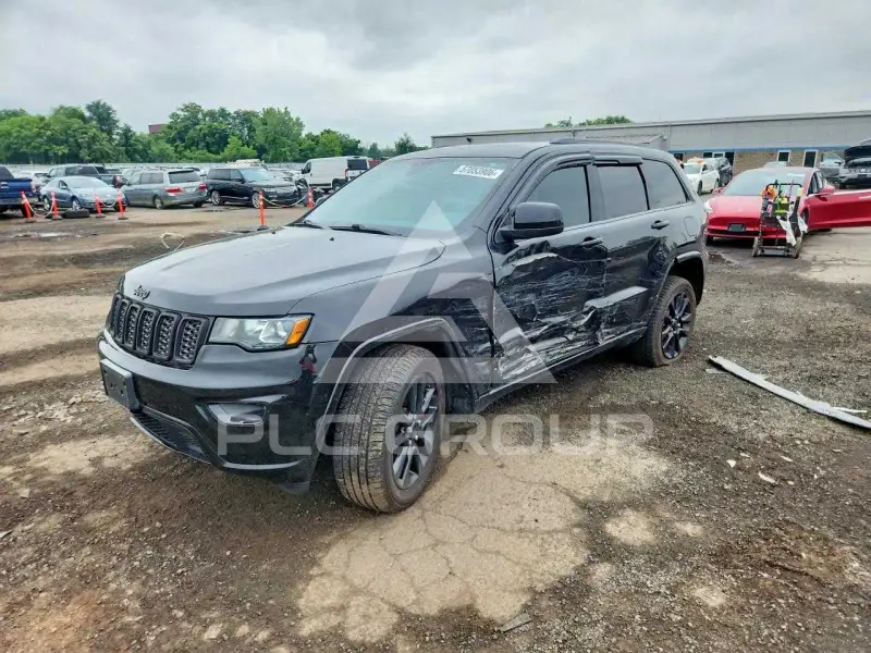 2018 Jeep CHEROKEE фото