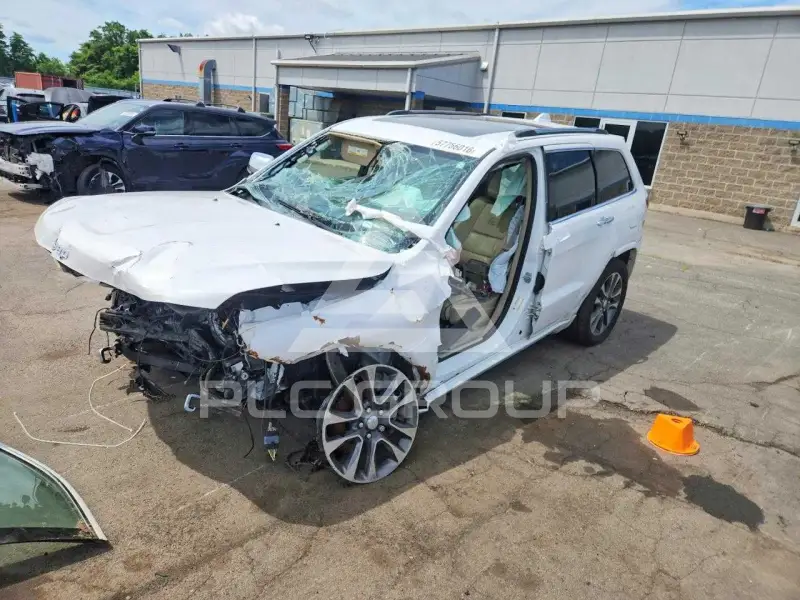 2018 Jeep CHEROKEE photo