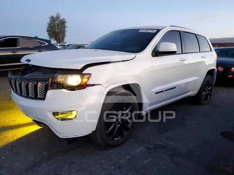 2018 Jeep CHEROKEE фото