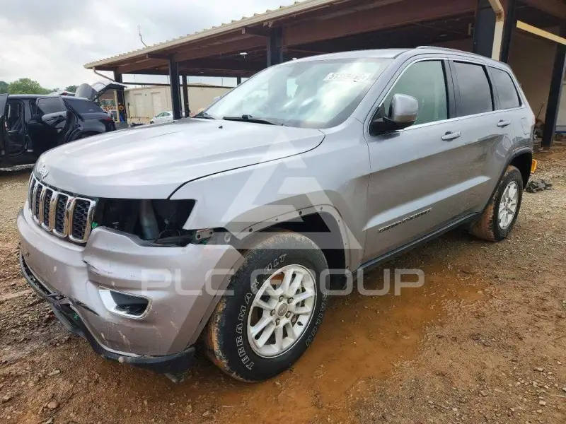 2018 Jeep CHEROKEE фото