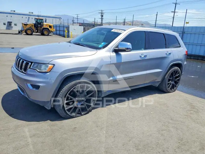 2018 Jeep CHEROKEE photo