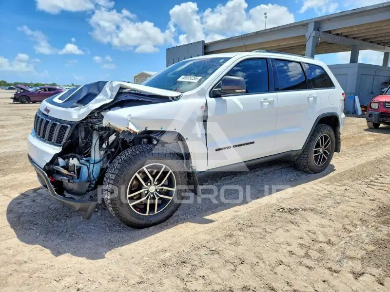 2018 Jeep CHEROKEE фото