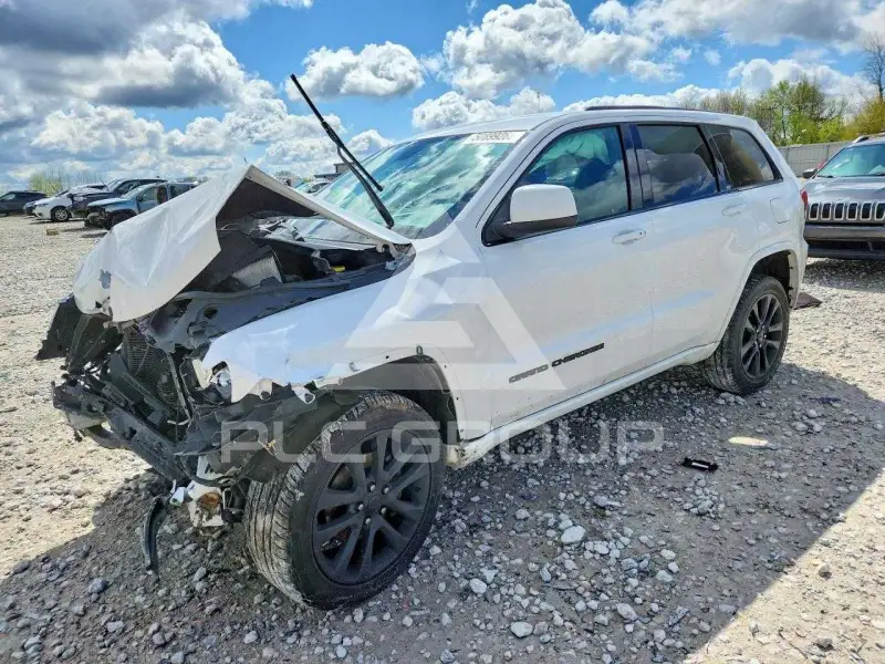 2018 Jeep CHEROKEE photo