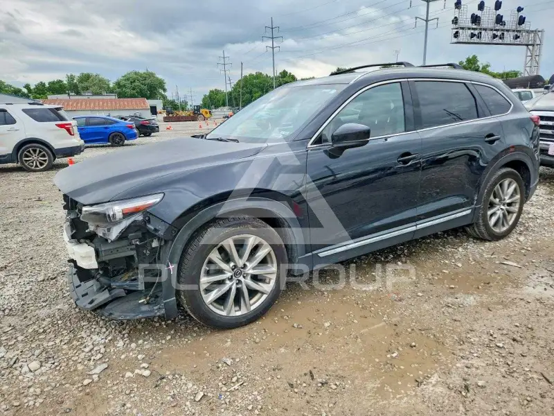 2018 Mazda CX-9 photo