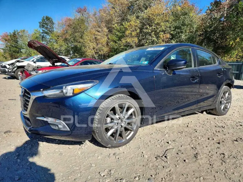 2018 Mazda 3 фото