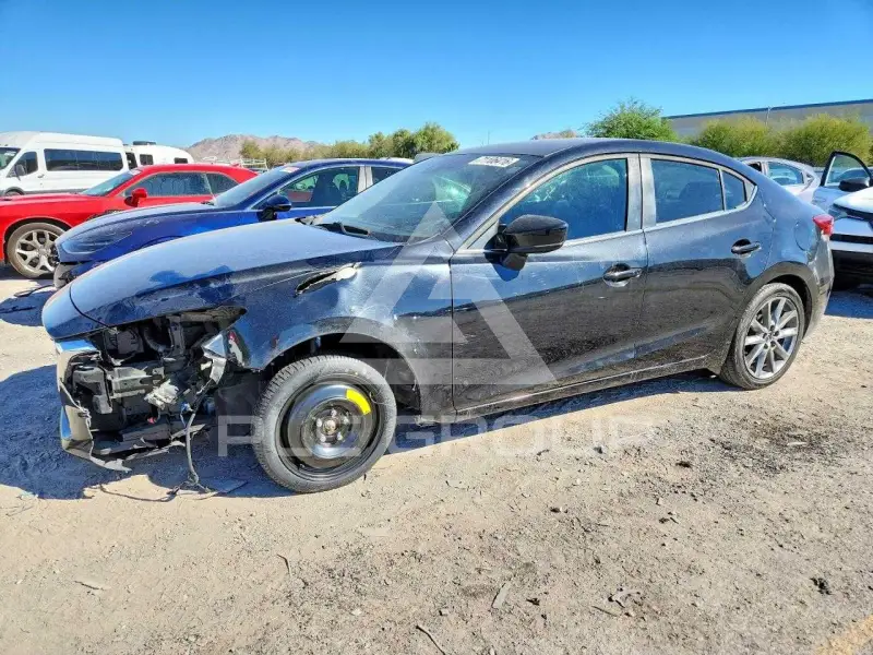 2018 Mazda 3 фото