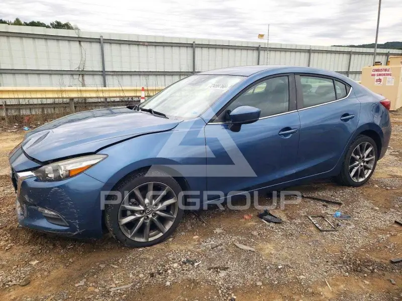 2018 Mazda 3 фото