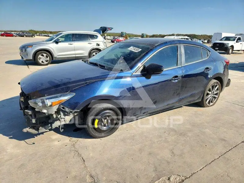 2018 Mazda 3 фото