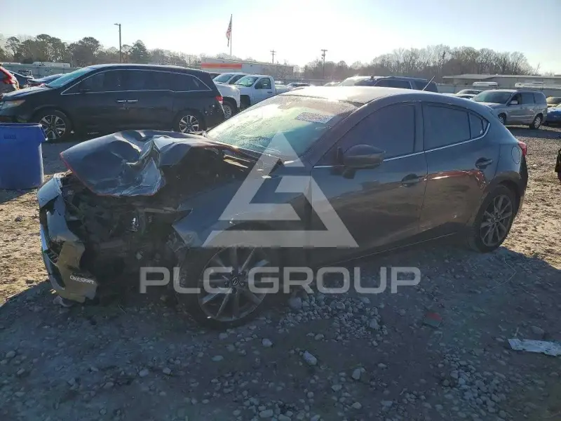 2018 Mazda 3 фото