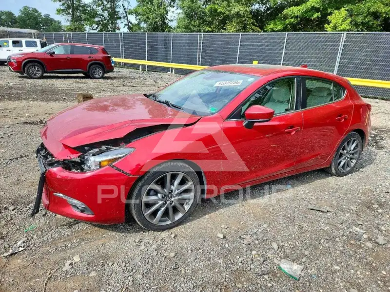 2018 Mazda 3 фото