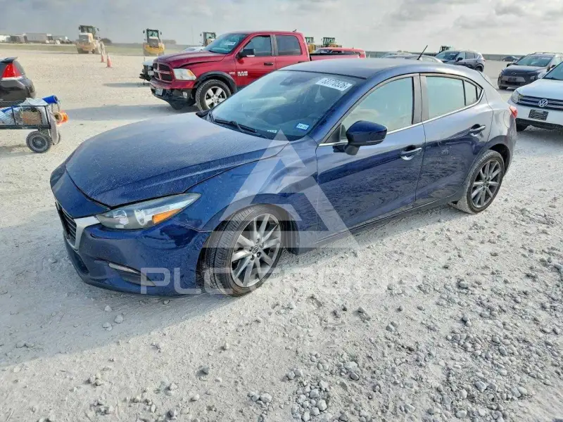 2018 Mazda 3 фото
