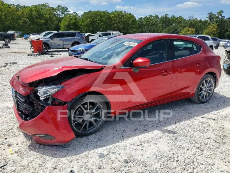 2018 Mazda 3 фото