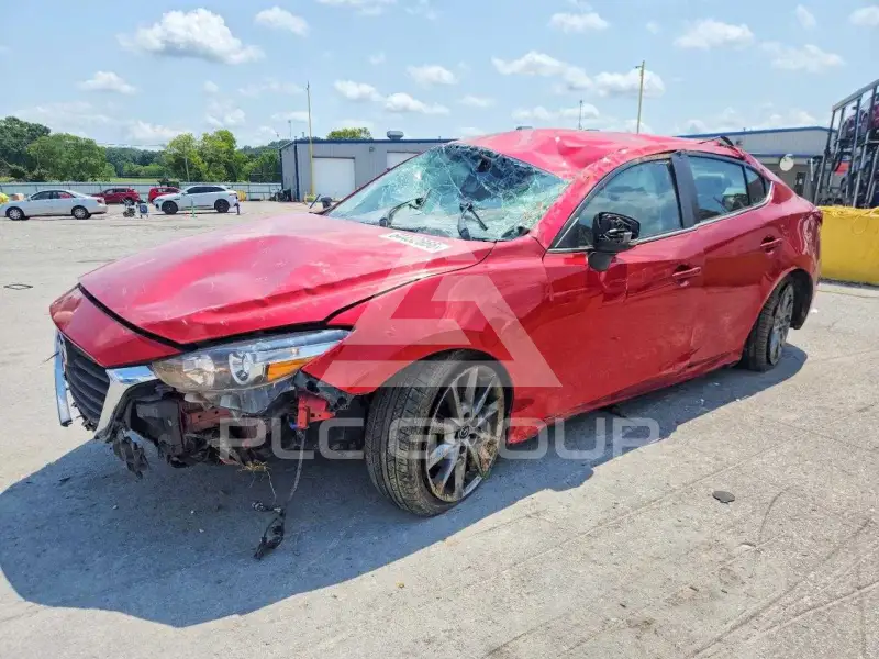 2018 Mazda 3 фото