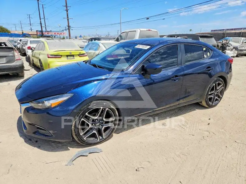 2018 Mazda 3 фото