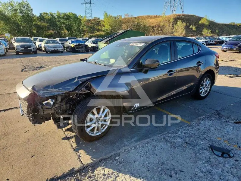 2018 Mazda 3 фото