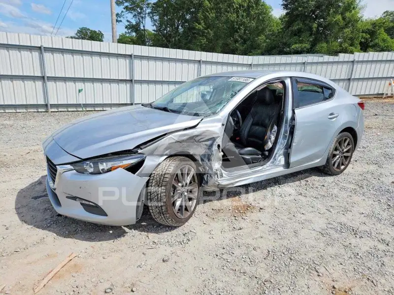 2018 Mazda 3 фото