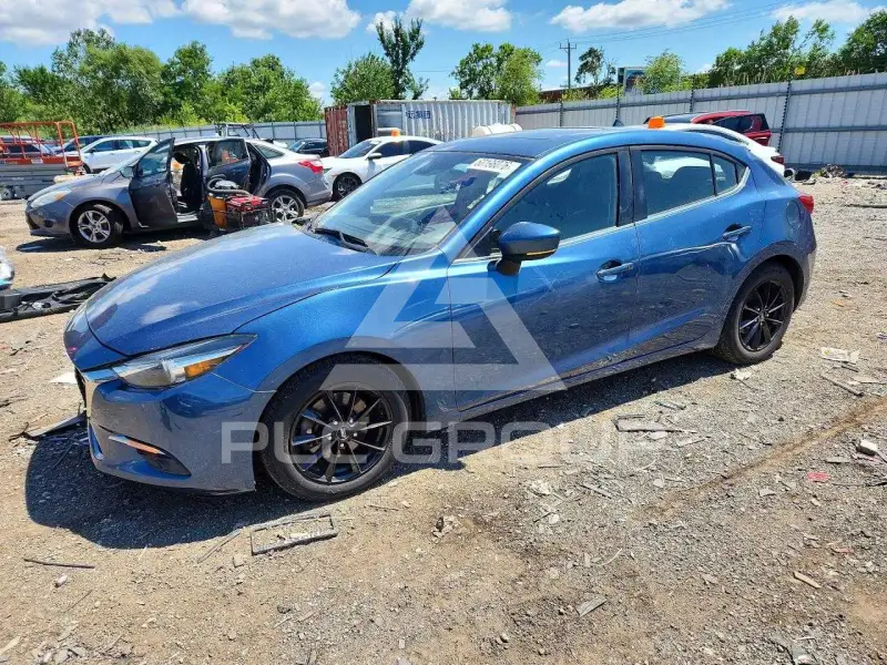2018 Mazda 3 фото