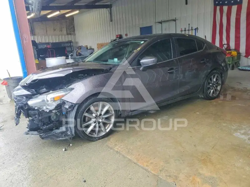 2018 Mazda 3 фото