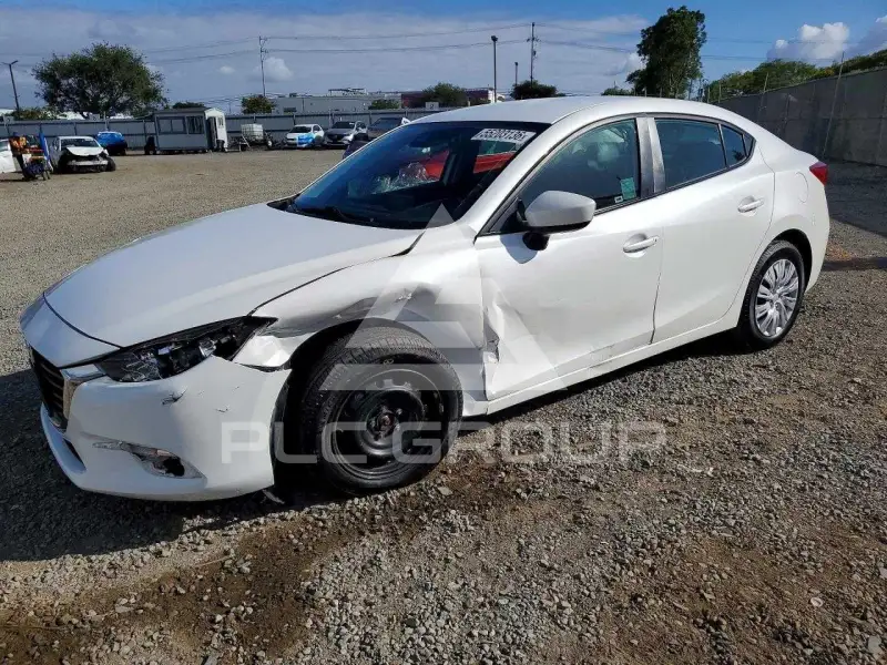 2018 Mazda 3 фото