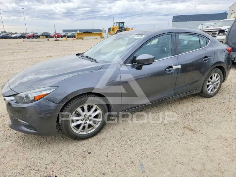 2018 Mazda 3 photo