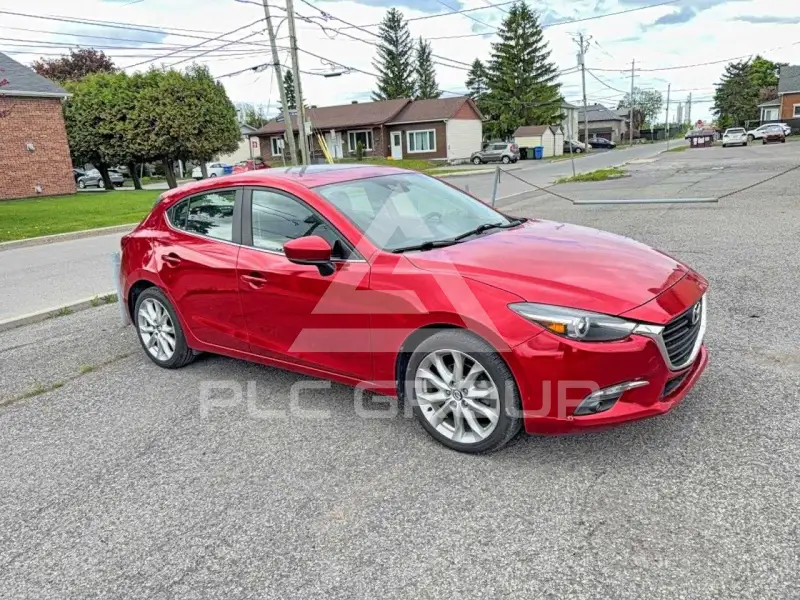 2018 Mazda 3 photo