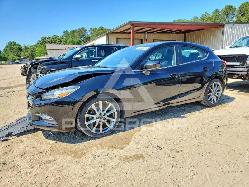 2018 Mazda 3 фото