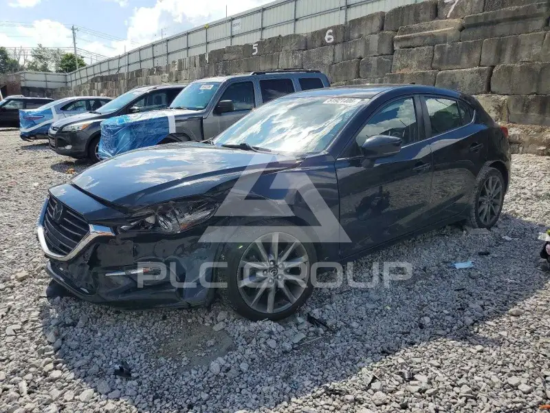 2018 Mazda 3 фото