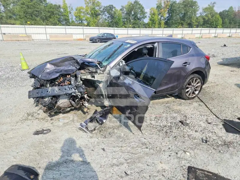 2018 Mazda 3 фото