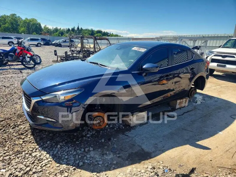 2018 Mazda 3 фото
