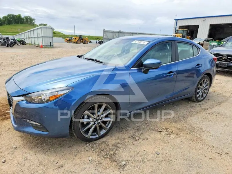 2018 Mazda 3 фото