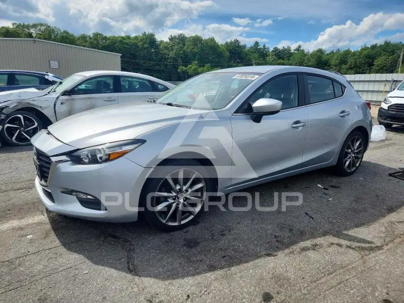 2018 Mazda 3 фото