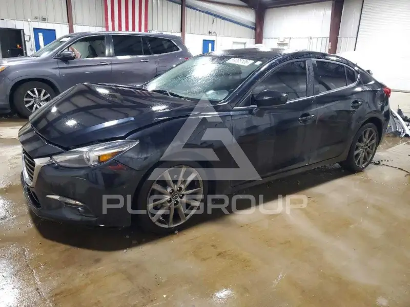 2018 Mazda 3 фото