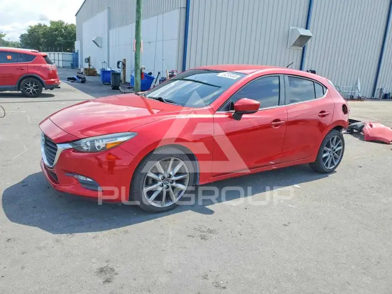 2018 Mazda 3 фото