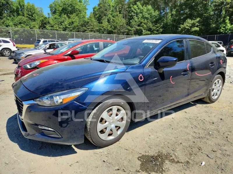 2018 Mazda 3 photo