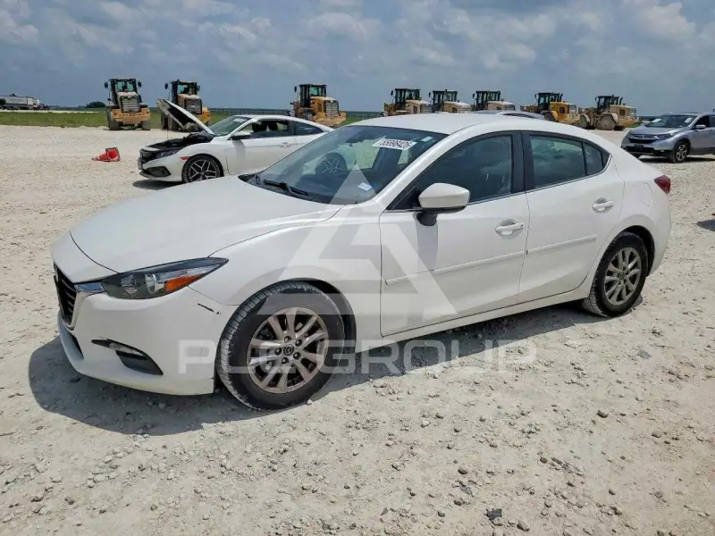 2018 Mazda 3 фото
