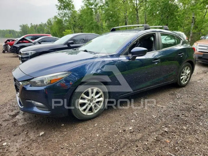 2018 Mazda 3 photo