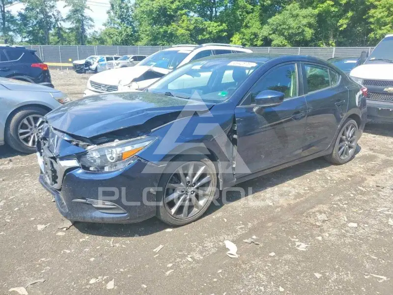 2018 Mazda 3 фото