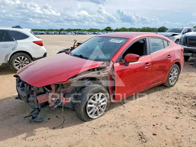2018 Mazda 3 photo