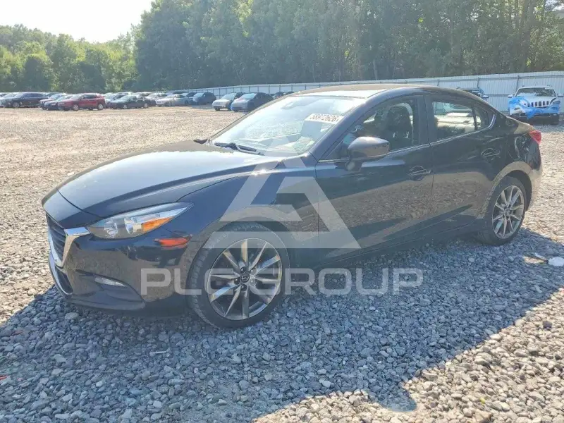 2018 Mazda 3 фото