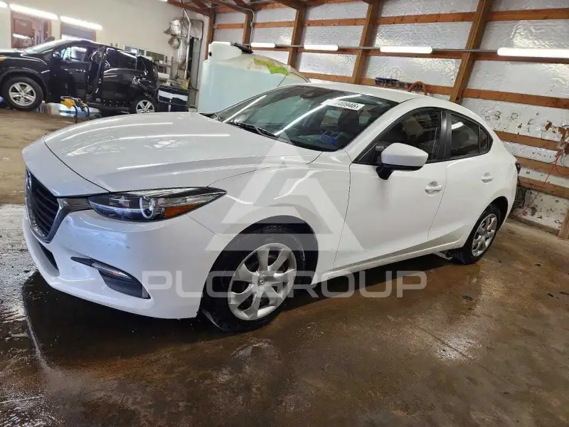 2018 Mazda 3 фото