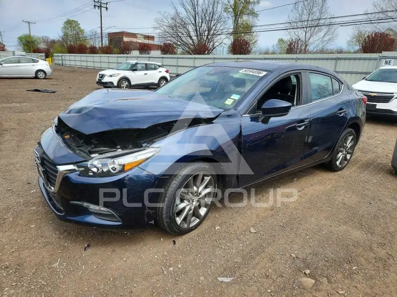 2018 Mazda 3 фото