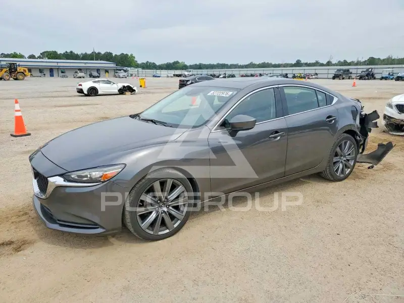 2018 Mazda 6 photo